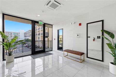 Снять в аренду кондоминиум в Дорал, Флорида 2 спальни, 104.42м2, № 1971048 - фото 19