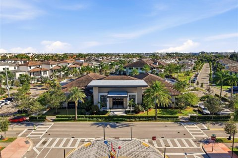 Снять в аренду кондоминиум в Дорал, Флорида 2 спальни, 104.42м2, № 1971048 - фото 22