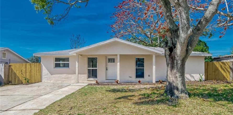 Villa ou maison à Clearwater, Floride 3 chambres, 106.84 m2 № 2134383