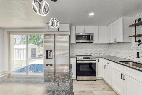 Villa ou maison à vendre à Clearwater, Floride: 3 chambres, 106.84 m2 № 2134383 - photo 7