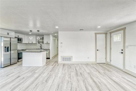 Villa ou maison à vendre à Clearwater, Floride: 3 chambres, 106.84 m2 № 2134383 - photo 6
