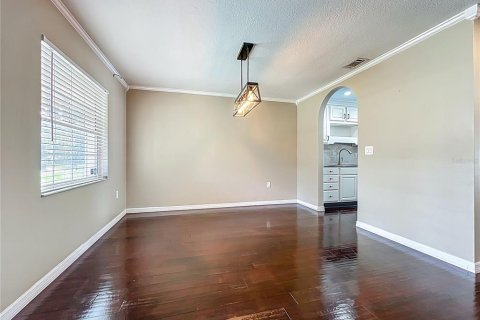 Casa en venta en Orlando, Florida, 4 dormitorios, 175.31 m2 № 1827204 - foto 4