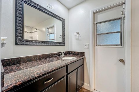 Casa en venta en Orlando, Florida, 4 dormitorios, 175.31 m2 № 1827204 - foto 26