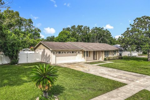 Casa en venta en Orlando, Florida, 4 dormitorios, 175.31 m2 № 1827204 - foto 2