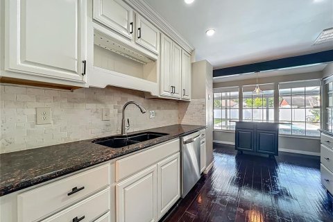 Casa en venta en Orlando, Florida, 4 dormitorios, 175.31 m2 № 1827204 - foto 10