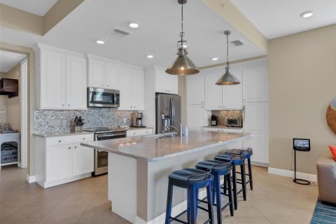 Condo in Bradenton, Florida, 3 bedrooms  № 1566554 - photo 5
