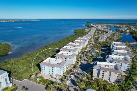 Condo in Bradenton, Florida, 3 bedrooms  № 1566554 - photo 1