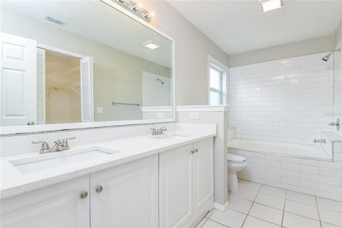 Casa en alquiler en Kissimmee, Florida, 4 dormitorios, 174.1 m2 № 1911493 - foto 10