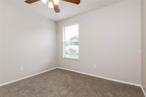 Casa en alquiler en Kissimmee, Florida, 4 dormitorios, 174.1 m2 № 1911493 - foto 11