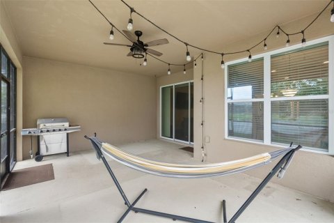 House in Apopka, Florida 4 bedrooms, 336.49 sq.m. № 1832748 - photo 21