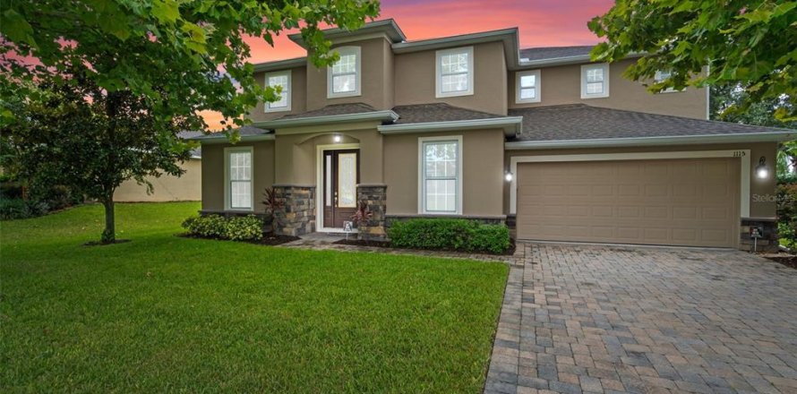 House in Apopka, Florida 4 bedrooms, 336.49 sq.m. № 1832748
