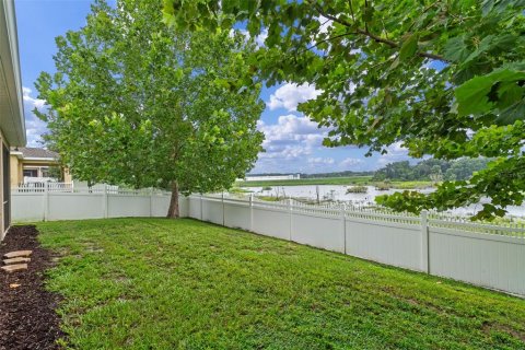 House in Apopka, Florida 4 bedrooms, 336.49 sq.m. № 1832748 - photo 22