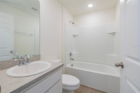Casa en venta en Kissimmee, Florida, 4 dormitorios, 194.26 m2 № 1802301 - foto 16
