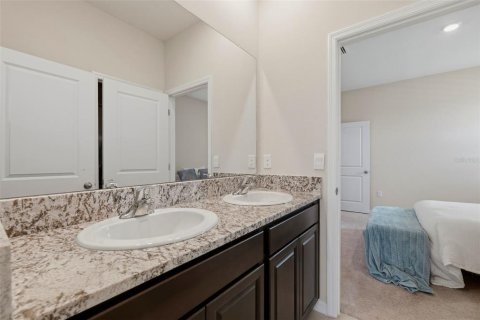 Villa ou maison à vendre à Wesley Chapel, Floride: 4 chambres, 258.92 m2 № 2147653 - photo 24