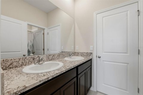 Villa ou maison à vendre à Wesley Chapel, Floride: 4 chambres, 258.92 m2 № 2147653 - photo 25