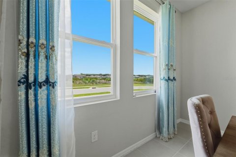 Villa ou maison à vendre à Wesley Chapel, Floride: 4 chambres, 258.92 m2 № 2147653 - photo 10