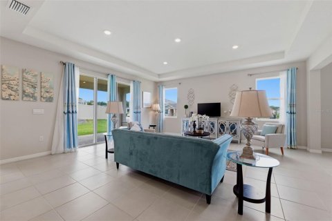 Villa ou maison à vendre à Wesley Chapel, Floride: 4 chambres, 258.92 m2 № 2147653 - photo 20