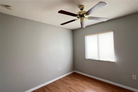 Townhouse in Kissimmee, Florida 3 bedrooms, 110.27 sq.m. № 1755037 - photo 22