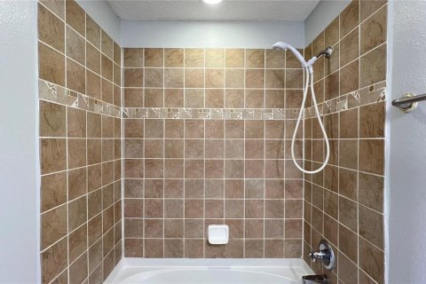 Townhouse in Kissimmee, Florida 3 bedrooms, 110.27 sq.m. № 1755037 - photo 26