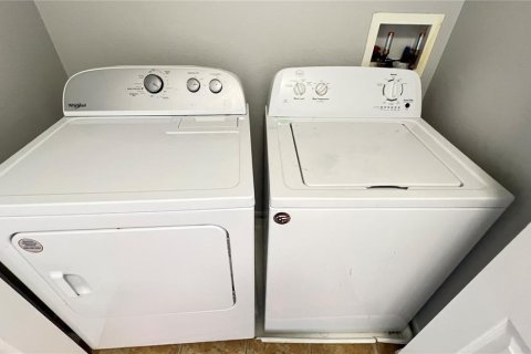 Townhouse in Kissimmee, Florida 3 bedrooms, 110.27 sq.m. № 1755037 - photo 23