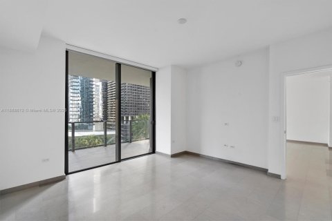 Condominio en alquiler en Miami, Florida, 1 dormitorio, 92.34 m2 № 1941310 - foto 15