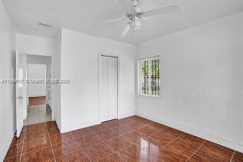 Duplex in Miami, Florida 2 bedrooms, 205.13 sq.m. № 1941350 - photo 16