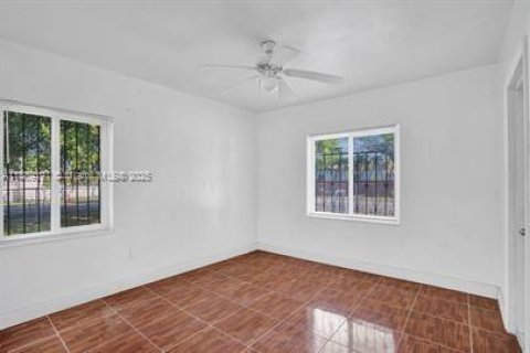 Duplex in Miami, Florida 2 bedrooms, 205.13 sq.m. № 1941350 - photo 15