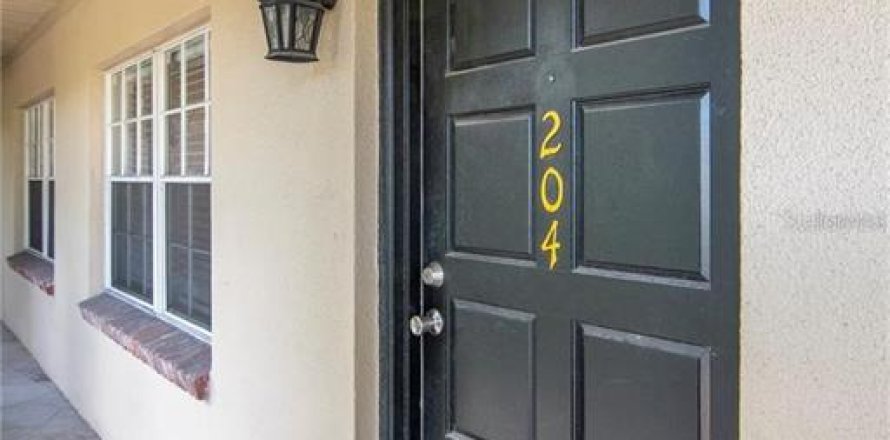 Condo in Tampa, Florida, 2 bedrooms  № 1819674