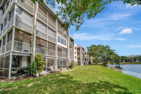 Condominio en venta en Davie, Florida, 2 dormitorios, 90.12 m2 № 1952388 - foto 27