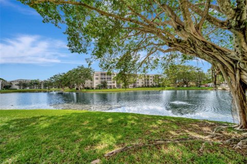 Condominio en venta en Davie, Florida, 2 dormitorios, 90.12 m2 № 1952388 - foto 29