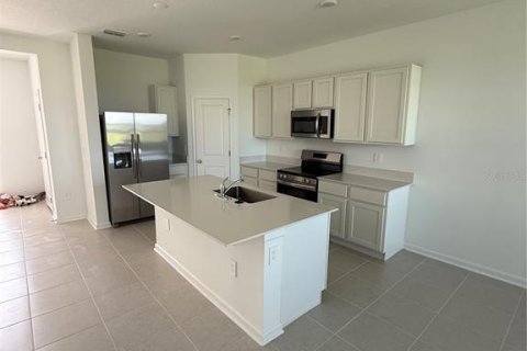 Adosado en alquiler en Davenport, Florida, 3 dormitorios, 151.24 m2 № 1905187 - foto 3