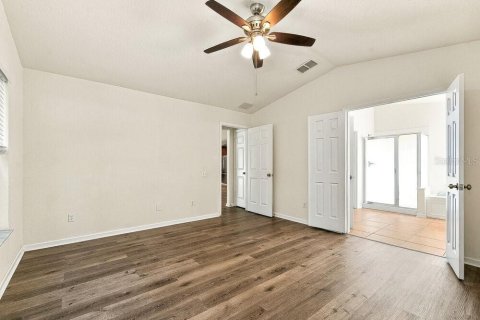 Villa ou maison à louer à Kissimmee, Floride: 4 chambres, 203.55 m2 № 2425567 - photo 10