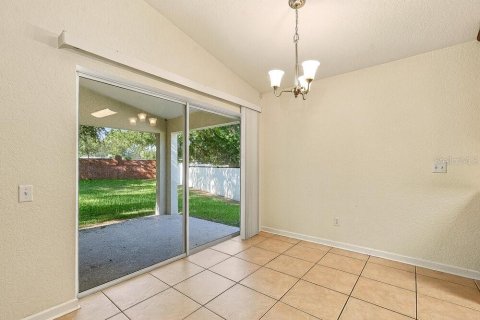 Villa ou maison à louer à Kissimmee, Floride: 4 chambres, 203.55 m2 № 2425567 - photo 5