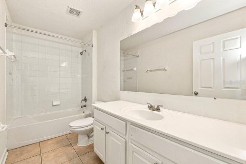 Villa ou maison à louer à Kissimmee, Floride: 4 chambres, 203.55 m2 № 2425567 - photo 15