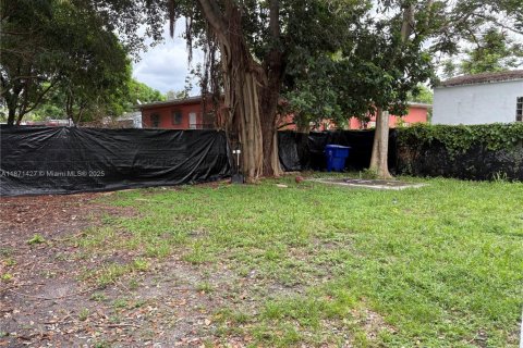 Villa ou maison à vendre à Miami, Floride: 3 chambres, 108.42 m2 № 1923978 - photo 13