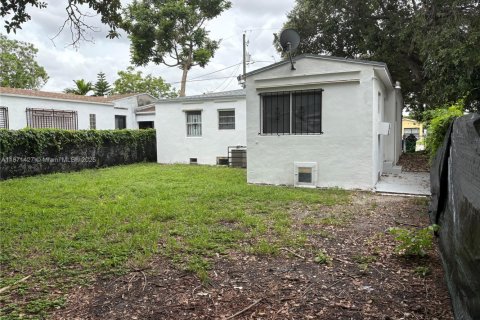 Villa ou maison à vendre à Miami, Floride: 3 chambres, 108.42 m2 № 1923978 - photo 14