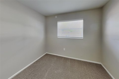 Villa ou maison à louer à Sarasota, Floride: 3 chambres, 114.08 m2 № 2416409 - photo 6