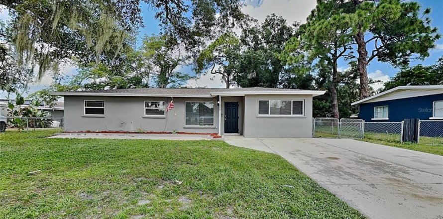Villa ou maison à Sarasota, Floride 3 chambres, 114.08 m2 № 2416409