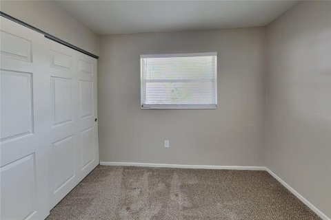 Villa ou maison à louer à Sarasota, Floride: 3 chambres, 114.08 m2 № 2416409 - photo 10