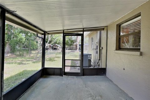 Villa ou maison à louer à Sarasota, Floride: 3 chambres, 114.08 m2 № 2416409 - photo 14