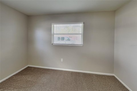 Villa ou maison à louer à Sarasota, Floride: 3 chambres, 114.08 m2 № 2416409 - photo 8