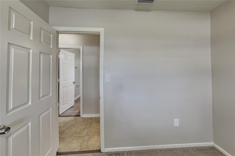 Villa ou maison à louer à Sarasota, Floride: 3 chambres, 114.08 m2 № 2416409 - photo 7