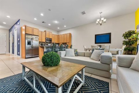 Touwnhouse à vendre à Davenport, Floride: 3 chambres, 164.53 m2 № 2416360 - photo 4