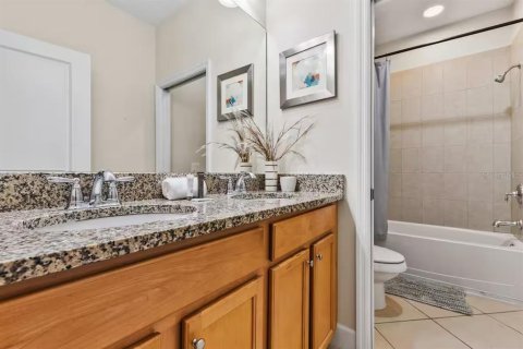 Touwnhouse à vendre à Davenport, Floride: 3 chambres, 164.53 m2 № 2416360 - photo 23