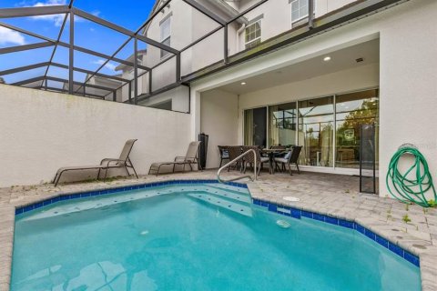 Touwnhouse à vendre à Davenport, Floride: 3 chambres, 164.53 m2 № 2416360 - photo 2