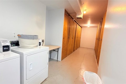 Снять в аренду кондоминиум в Норт-Майами, Флорида 1 спальня, 83.61м2, № 1993423 - фото 23