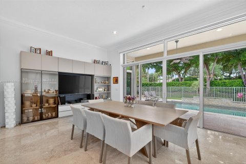 House in Weston, Florida 3 bedrooms, 246.38 sq.m. № 1925071 - photo 29