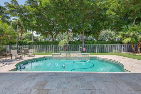 House in Weston, Florida 3 bedrooms, 246.38 sq.m. № 1925071 - photo 12