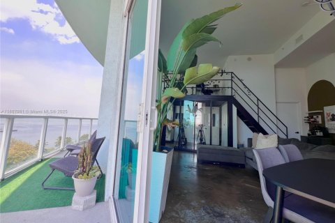 Condominio en venta en Miami, Florida, 2 dormitorios, 106 m2 № 2013185 - foto 20