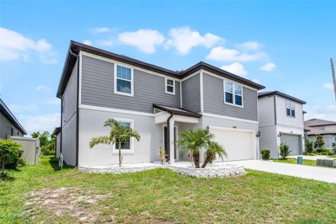 House in Lakeland, Florida 5 bedrooms, 268.49 sq.m. № 1516831 - photo 3